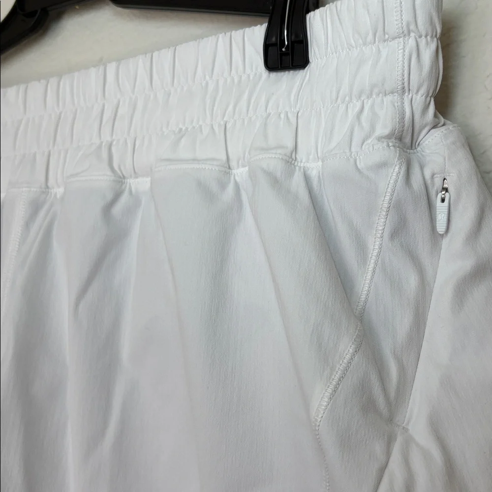 NEW Lululemon Track That Short *5" White Size 12 large - Picture 6 of 9